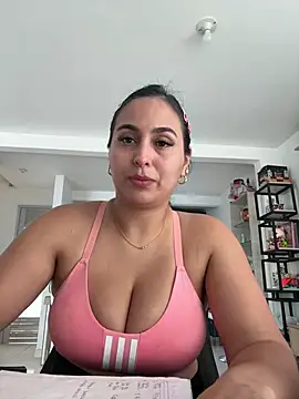 Snapshot of dulcehot_1502 chatting on 03-05-25, 03:29 dulcehot 1502 online show from 03-05-25, 03:29