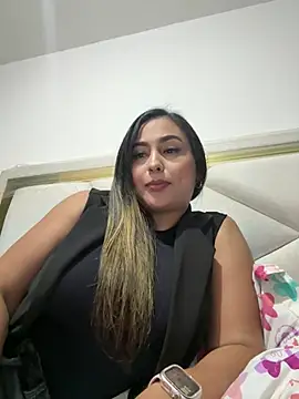 Snapshot of dulcehot_1502 chatting on 03-06-25, 08:48 dulcehot 1502 online show from 03-06-25, 08:48