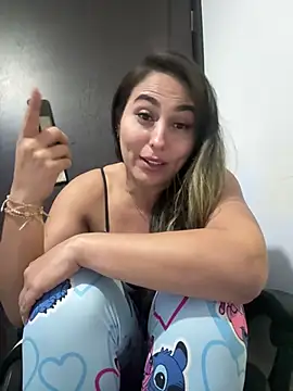 Snapshot of dulcehot_1502 chatting on 03-08-25, 02:01 dulcehot 1502 online show from 03-08-25, 02:01