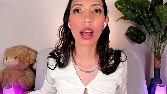 Miss veronicaa2 online show from 05-11-26, 01:23