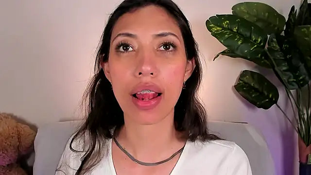 Miss veronicaa2 online show from 05-11-26, 05:43