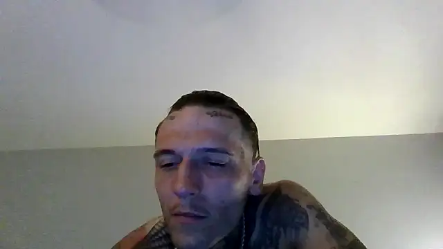 cruz815 online show from 06-14-26, 01:24