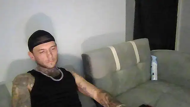 cruz815 online show from 11-28-25, 02:45