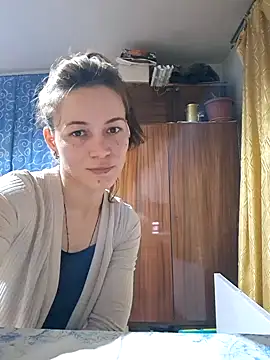 Snapshot of Belladonna253 chatting on 02-14-25, 06:40 Belladonna253 online show from 02-14-25, 06:40