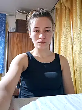 Snapshot of Belladonna253 chatting on 02-06-25, 07:45 Belladonna253 online show from 02-06-25, 07:45