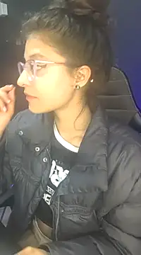 Snapshot of mac-sara chatting on 03-06-25, 11:20 mac-sara online show from 03-06-25, 11:20