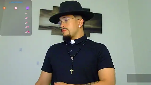 Keiviid online show from 10-31-25, 02:02