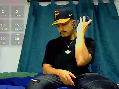 Keiviid online show from 04-10-26, 03:13