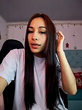 Marce0 online show from 12-17-25, 03:55