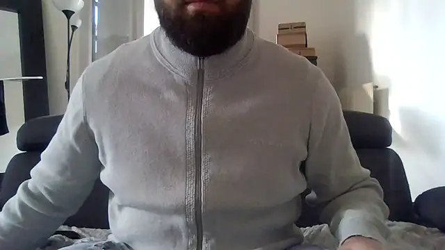 Snapshot of Zer_oki chatting on 11-08-25, 11:36 Zer oki online show from 11-08-25, 11:36