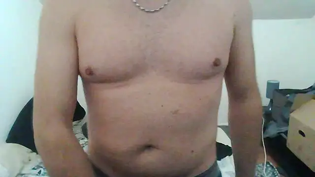 Snapshot of Zer_oki chatting on 01-30-25, 09:04 Zer oki online show from 01-30-25, 09:04