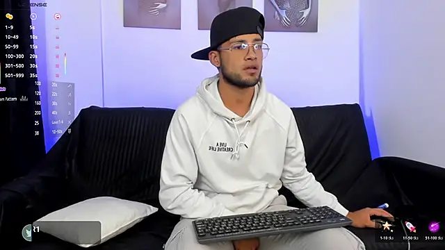 Max Conor1 online show from 02-13-26, 12:05