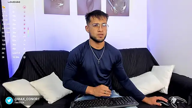 Max Conor1 online show from 02-18-26, 12:56