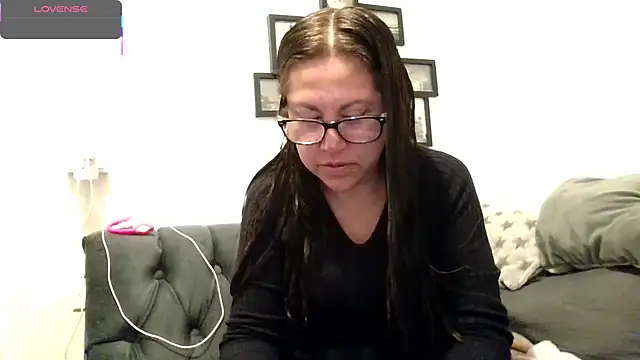 MirandaLatinaLovely online show from 01-12-26, 04:36