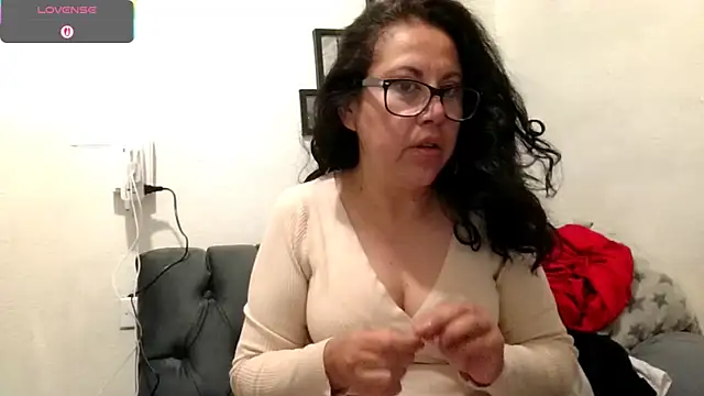 MirandaLatinaLovely online show from 10-03-25, 03:57