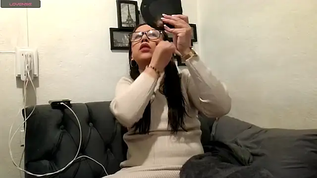 MirandaLatinaLovely online show from 02-13-26, 05:24