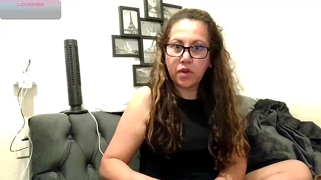 MirandaLatinaLovely online show from 04-02-26, 06:36