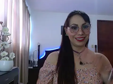 Snapshot of AloLovely_ chatting on 04-02-26, 09:10 AloLovely online show from 04-02-26, 09:10