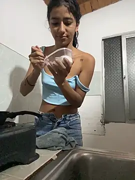 eva roseee online show from 02-06-26, 01:45