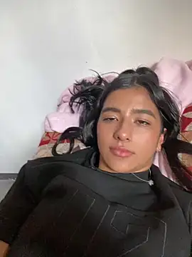 eva roseee online show from 10-05-25, 08:43