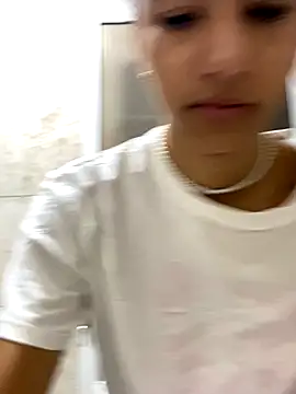 eva roseee online show from 09-15-25, 04:18