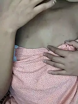 Snapshot of simi_love chatting on 02-17-25, 07:33 simi love online show from 02-17-25, 07:33