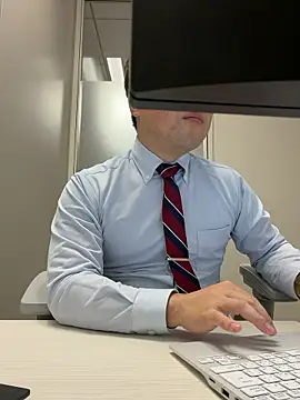 Snapshot of Nobu_469 chatting on 01-13-26, 09:24 Nobu 469 online show from 01-13-26, 09:24