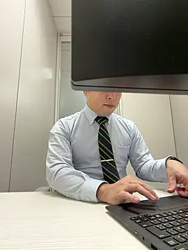 Snapshot of Nobu_469 chatting on 11-06-25, 07:01 Nobu 469 online show from 11-06-25, 07:01