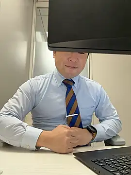 Snapshot of Nobu_469 chatting on 12-15-25, 02:17 Nobu 469 online show from 12-15-25, 02:17