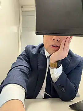 Snapshot of Nobu_469 chatting on 02-26-26, 04:23 Nobu 469 online show from 02-26-26, 04:23