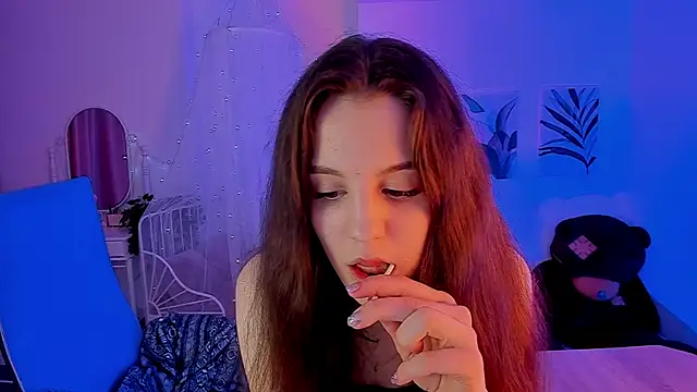 MilaStoyne online show from 03-04-25, 12:33