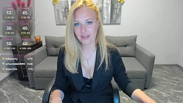 Snapshot of Mira_Whites chatting on 05-11-26, 02:45 Mira Whites online show from 05-11-26, 02:45