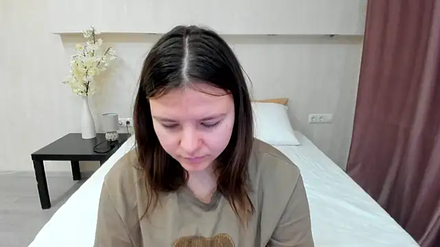 Jenny Jimmy online show from 12-15-25, 01:11