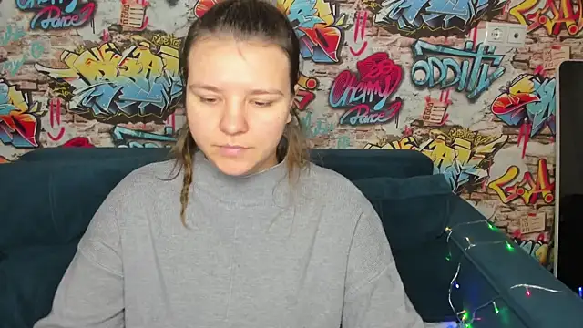 Jenny Jimmy online show from 12-18-25, 01:11