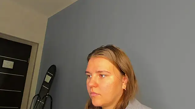 Snapshot of Jenny_Jimmy chatting on 10-02-25, 01:09 Jenny Jimmy online show from 10-02-25, 01:09