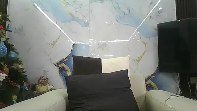 Aleen8067 online show from 12-16-25, 10:52