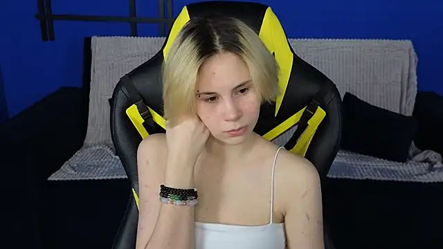 BettyCarter07 online show from 02-26-25, 09:12