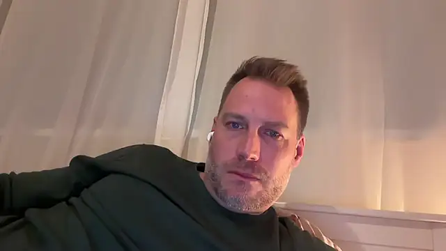 Christian87xxx online show from 11-21-25, 09:14