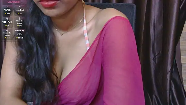 Snapshot of wow-simran chatting on 04-23-26, 12:29 wow-simran online show from 04-23-26, 12:29