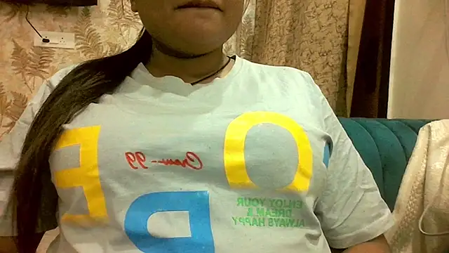 Snapshot of Kannu- chatting on 05-16-26, 02:10 Kannu- online show from 05-16-26, 02:10