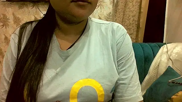 Snapshot of Kannu- chatting on 05-16-26, 01:48 Kannu- online show from 05-16-26, 01:48