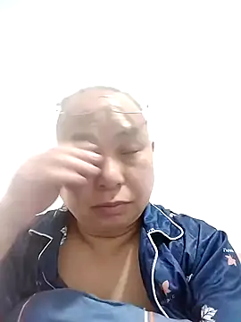 Snapshot of scga20199 chatting on 02-22-25, 12:18 scga20199 online show from 02-22-25, 12:18