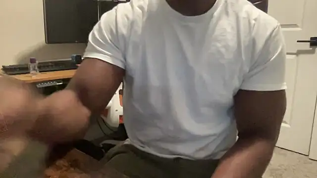 BodyandBBC online show from 11-20-25, 03:40