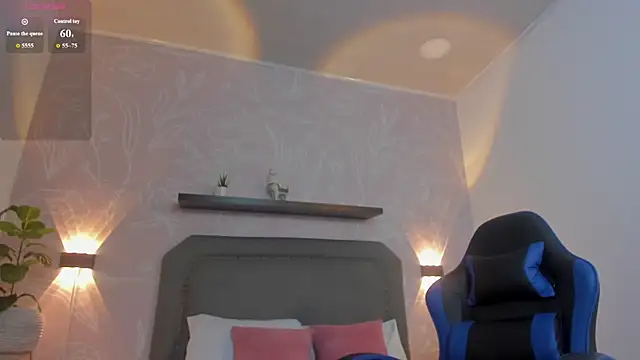 alessia leroy online show from 04-08-26, 07:48