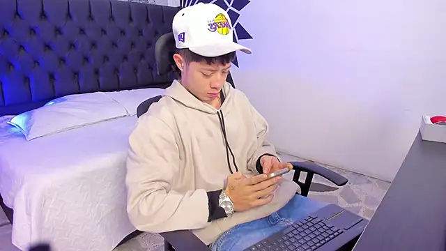 marcuscollins1  online show from 03-01-26, 12:16