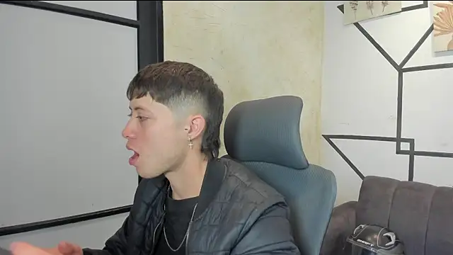 marcuscollins1  online show from 11-24-25, 02:17