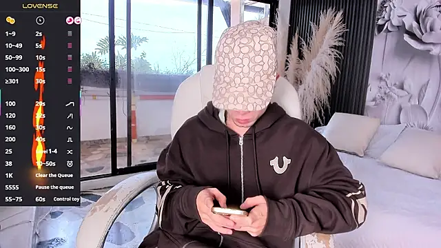 marcuscollins1  online show from 02-07-26, 12:35