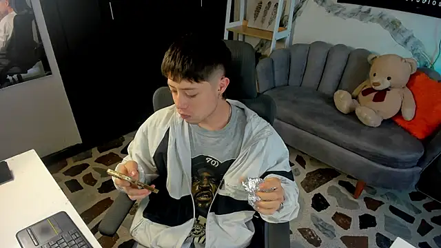 marcuscollins1  online show from 01-18-26, 12:08