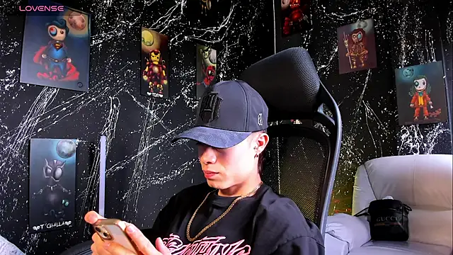 marcuscollins1  online show from 03-01-25, 02:23