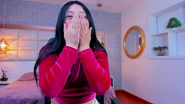 Nohemi louse online show from 07-10-26, 07:14